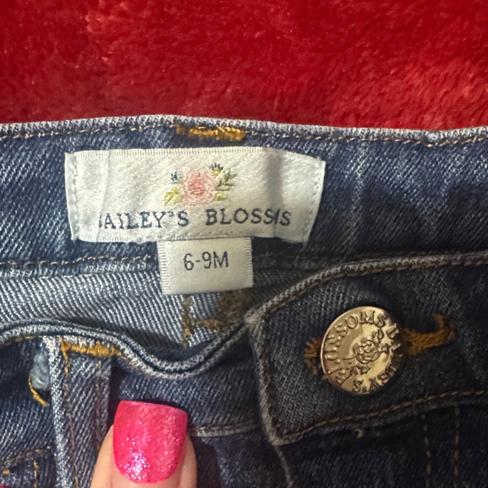 Baileys Blossoms - Picture 2 of 3